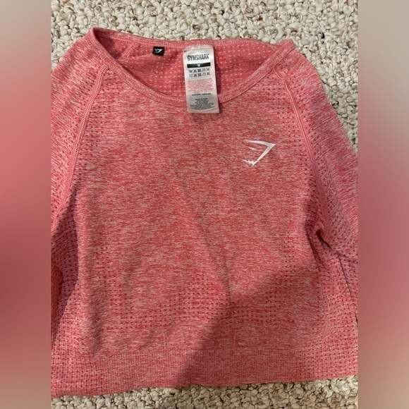 Gymshark Vital Seamless Long Sleeve Crop - Coral Marl size medium EUC - Picture 2 of 4